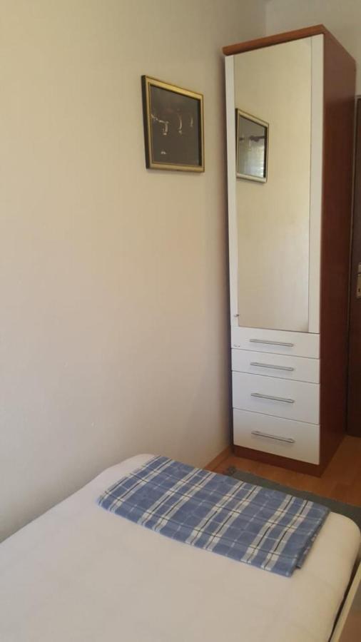 Apartmani Lovre Posedarje Exteriér fotografie