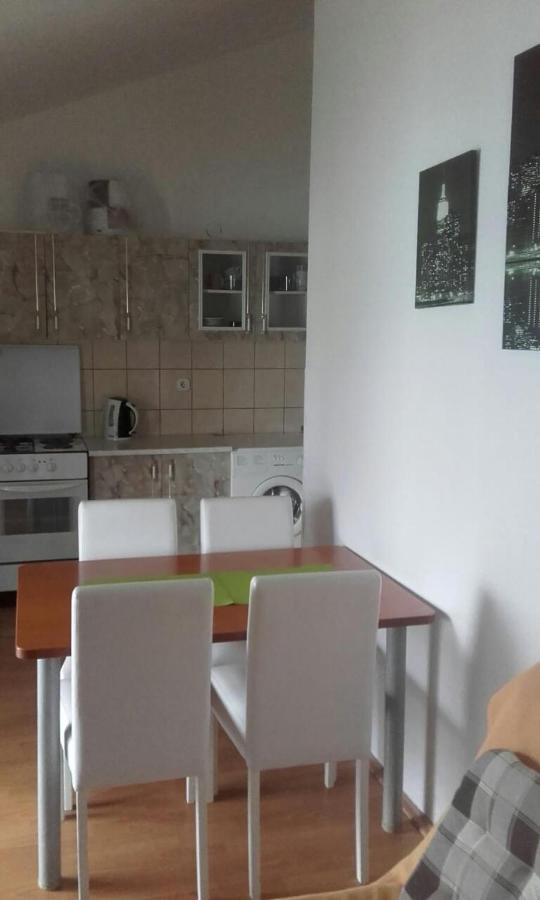 Apartmani Lovre Posedarje Exteriér fotografie