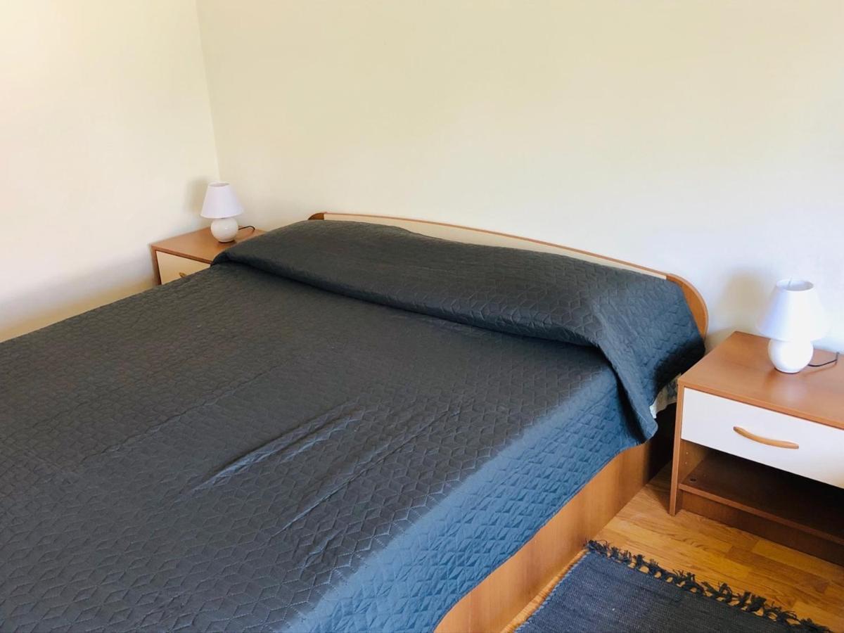 Apartmani Lovre Posedarje Exteriér fotografie