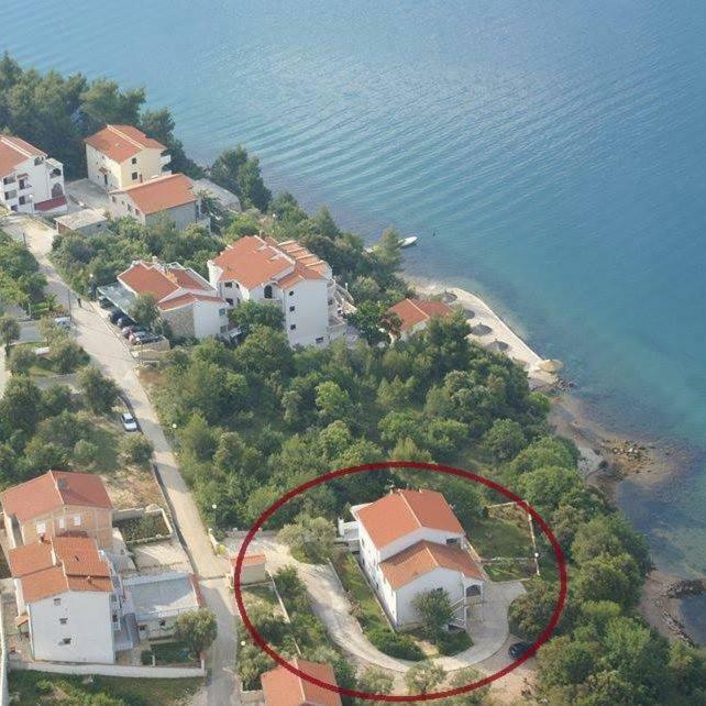 Apartmani Lovre Posedarje Exteriér fotografie