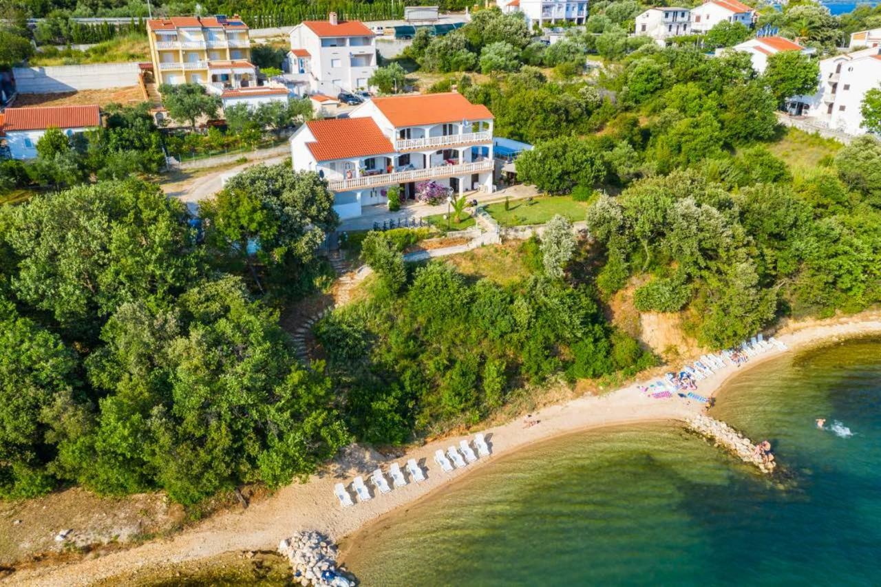 Apartmani Lovre Posedarje Exteriér fotografie