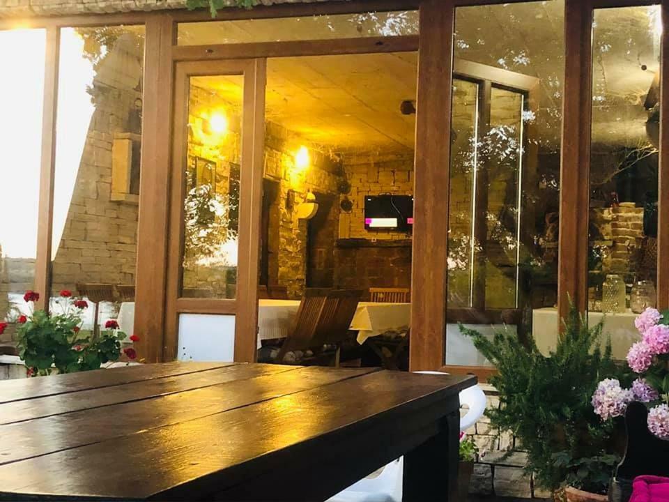 Apartmani Lovre Posedarje Exteriér fotografie